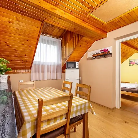 Apartment Adri *