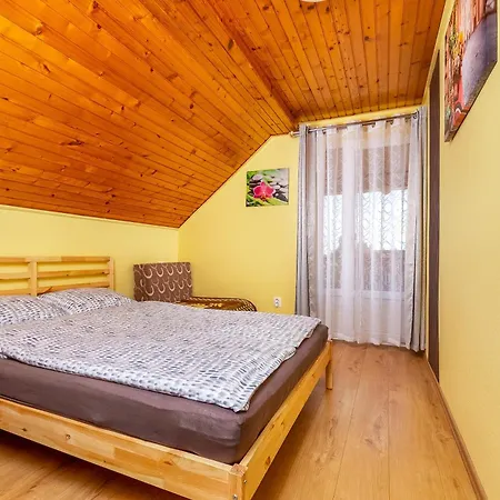 Adri Apartment